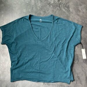 NWT Banana Republic Cozy Slub Tee